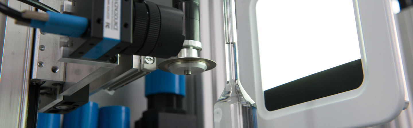 AutojustCAM for volumetric calibration of pipettes and burettes